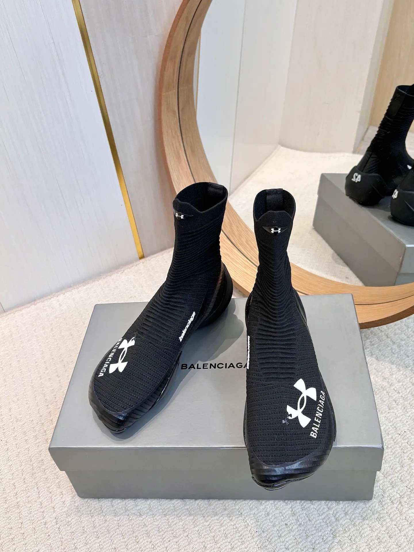 👟👟Ex-factory price 620👟👟 Men's model ➕20 Balenciaga Original outsole Size: #female 35-40 #male 39-45 (female 40 and male 45 are custom-made and cannot be returned or exchanged)
